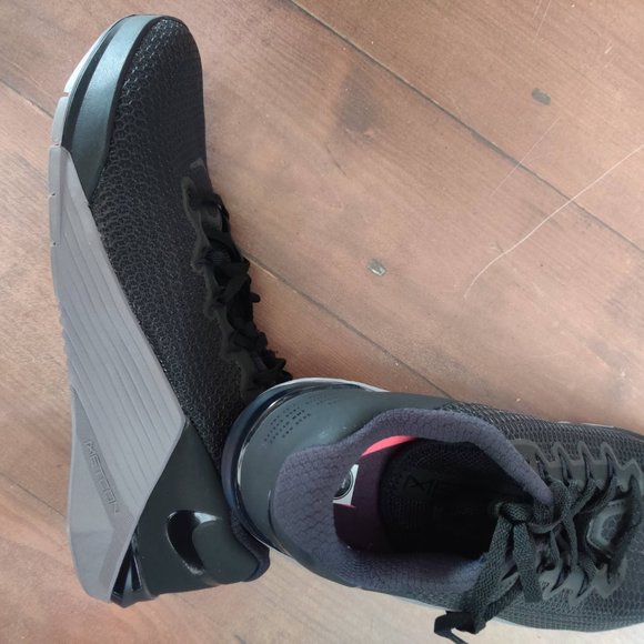 Nike Metcon 5, Black/Gunsmoke size 8.5 Mens - Picture 2 of 5